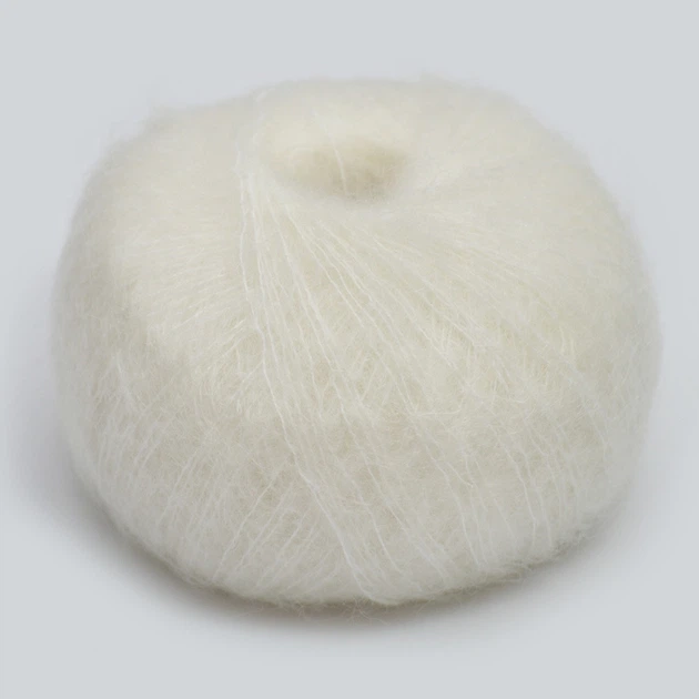 Gazzal Super Kid Mohair, Молочный №64414 − супер кид мохер, тонкая пряжа для ажурных изделий и паутинок, 25 г/237 м - Фото 3 Gazzal Super Kid Mohair, Молочный №64414 − супер кид мохер, тонкая пряжа для ажурных изделий и паутинок, 25 г/237 м - изображение 3