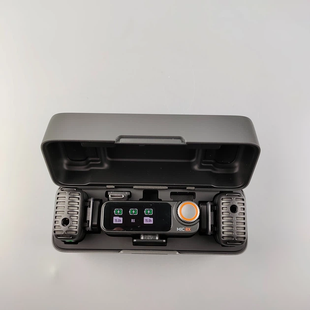Микрофонная радиосистема DJI Mic 2 (2 TX + 1 RX + Charging Case) Black 100947754 - Уценка - Фото 8 Микрофонная радиосистема DJI Mic 2 (2 TX + 1 RX + Charging Case) Black 100947754 - Уценка - изображение 8