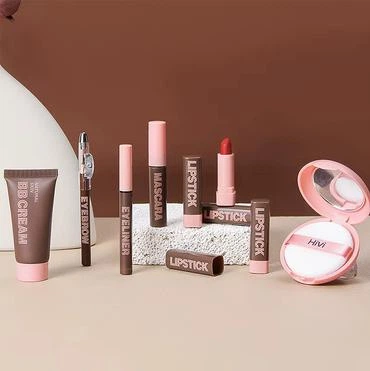 Набір декоративної косметики HiVi Makeup Set 9 в 1 – 4 матові помади, BB-крем, пудра, туш, підводка та олівець для брів (142169974) - зображення 2