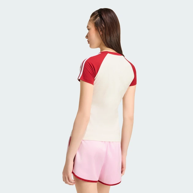Жіноча футболка SST adidas KS4696 (M) білий (4069996372825) - Фото 2 Жіноча футболка SST adidas KS4696 (M) білий (4069996372825) - зображення 2