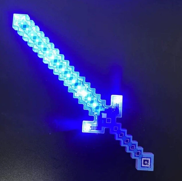 Алмазный пиксельный меч в стиле Minecraft Майнкрафт со звуковыми эффектами и LED-подсветкой, 55×14 см синий - Фото 3 Алмазный пиксельный меч в стиле Minecraft Майнкрафт со звуковыми эффектами и LED-подсветкой, 55×14 см синий - изображение 3