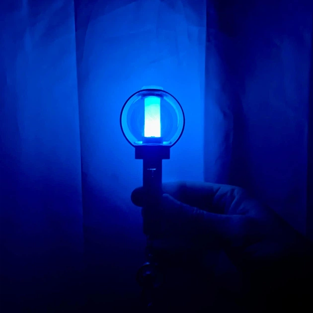 Лайтстик Энхайпен Светящийся Брелок подвеска Lightstick ENHYPEN Ver. 2 12см Light stick Kpop мини формат - Фото 7 Лайтстик Энхайпен Светящийся Брелок подвеска Lightstick ENHYPEN Ver. 2 12см Light stick Kpop мини формат - изображение 7