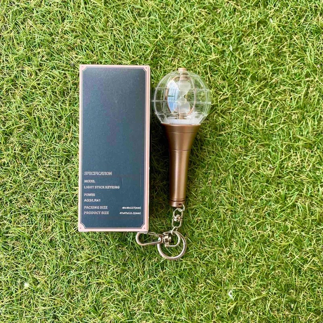 Лайтстик Эйтиз Светящийся Брелок подвеска Lightstick ATEEZ Ver.2 12см Light stick Kpop мини формат - Фото 7 Лайтстик Эйтиз Светящийся Брелок подвеска Lightstick ATEEZ Ver.2 12см Light stick Kpop мини формат - изображение 7