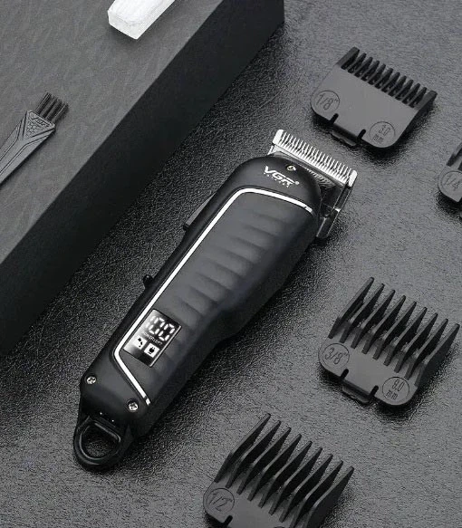Машинка для стрижки волос VGR V-683 LED-дисплей аккумуляторная 4 насадки 10W Black - изображение 7