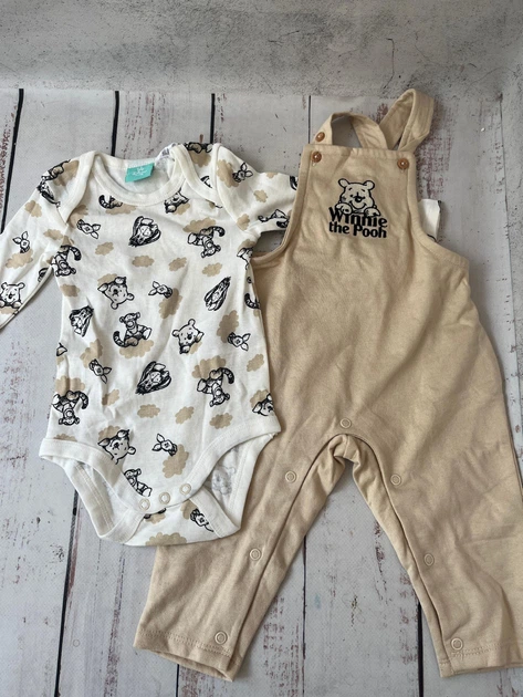 Боді пісочник комплект дитячий Disney Baby Вінні Пух 62 - 68 см Біло-бежевий (1727) - Фото 5 Боді пісочник комплект дитячий Disney Baby Вінні Пух 62 - 68 см Біло-бежевий (1727) - зображення 5