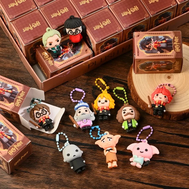 Адвент-календар Harry Potter з 24 міні-фігурками Hogwarts PVC - Фото 2 Адвент-календар Harry Potter з 24 міні-фігурками Hogwarts PVC - зображення 2