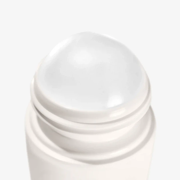 Кульковий дезодорант-антиперспірант Oriflame Activelle Invisible Fresh з алое вера та D-пантенолом, 50 мл - Фото 2 Кульковий дезодорант-антиперспірант Oriflame Activelle Invisible Fresh з алое вера та D-пантенолом, 50 мл - зображення 2