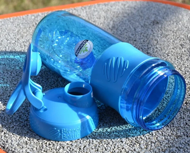 Шейкер спортивний (пляшка) BlenderBottle SportMixer Flip 28oz/820ml Cyan (PP_SM 28oz Cyan) - изображение 8