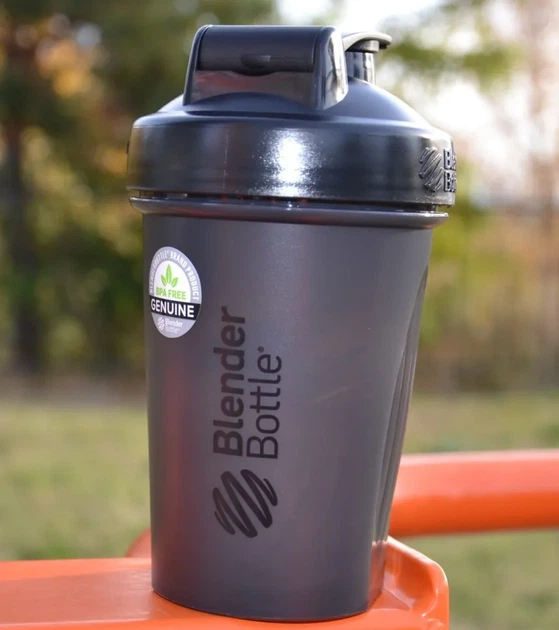Шейкер спортивний BlenderBottle Original Classic 20oz/590ml Black (PP_Classic 20oz Black) - изображение 3