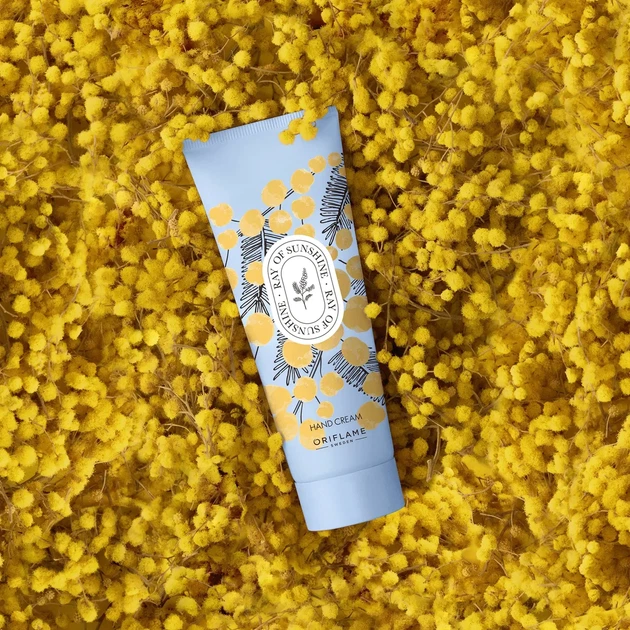 Парфюмированный набор Oriflame Ray of Sunshine (гель для душа 250 мл + крем для рук 75 мл + мыло 75 г) - изображение 4