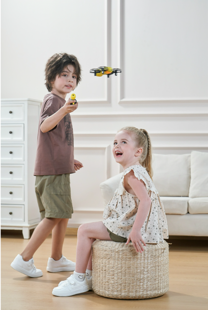 Dron zdalnie sterowany Revolt Follow Me Bee RC 1287940 (6946702908357) - obraz 4