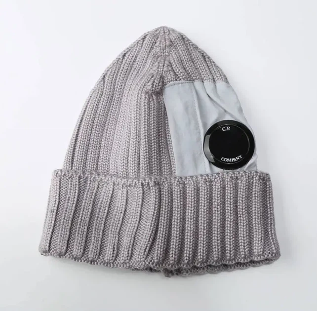 Шапка C.P. Company с линзой серого цвета, One size (универсальный размер), Унисекс. - изображение 2