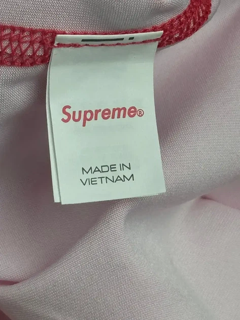 Балаклава Supreme, меняющая цвет при нагревании, красного цвета. - Фото 8 Балаклава Supreme, меняющая цвет при нагревании, красного цвета. - изображение 8