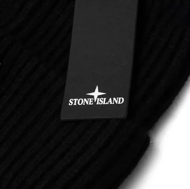 Шапка-бини Stone Island чёрного цвета, One size (универсальный размер), Унисекс. - Фото 2 Шапка-бини Stone Island чёрного цвета, One size (универсальный размер), Унисекс. - изображение 2