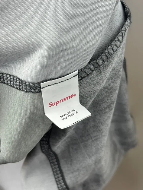 Балаклава Supreme, меняющая цвет при нагревании, серого цвета. - Фото 9 Балаклава Supreme, меняющая цвет при нагревании, серого цвета. - изображение 9
