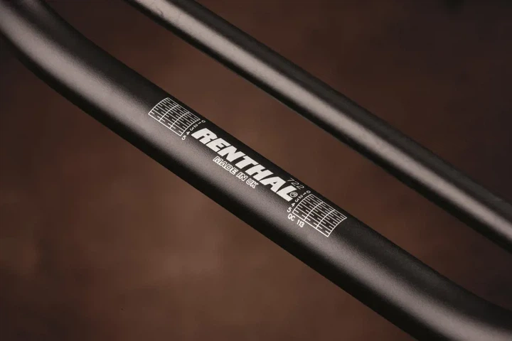 Руль мотоциклетный Renthal 7/8 Handlebar Padded черный (REED / WINDHAM) - изображение 7