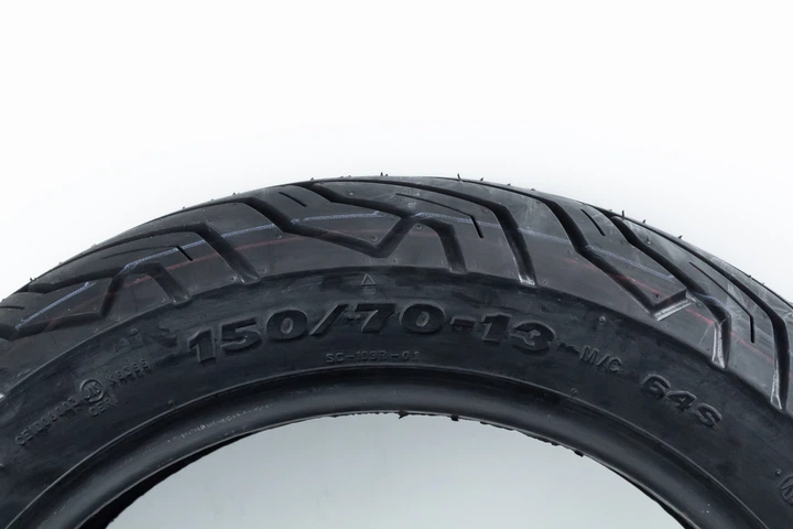 Шина 150/70-13 бескамерная, шоссейный рисунок URBAN GRIP SC-109 - изображение 2