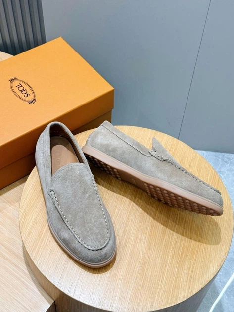 Мужские замшевые лоферы TOD'S светло-коричневого цвета размер 41 - изображение 6