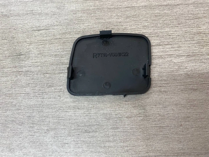 Заглушка переднего бампера правая FASE 11-313-010 прямоугольное отверстие FORD CONNECT 07-> - зображення 3