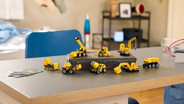 Конструктор Lego Powerful Machines в Асортименті Technic 42233 - изображение 6