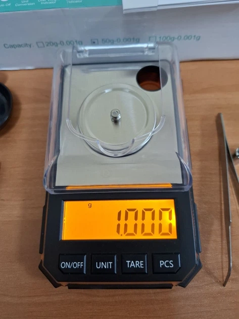 Весы ювелирные Brifit KA67 (50/0.001 г) с калибровочной гирей, пинцетом и чашей для взвешивания - изображение 9