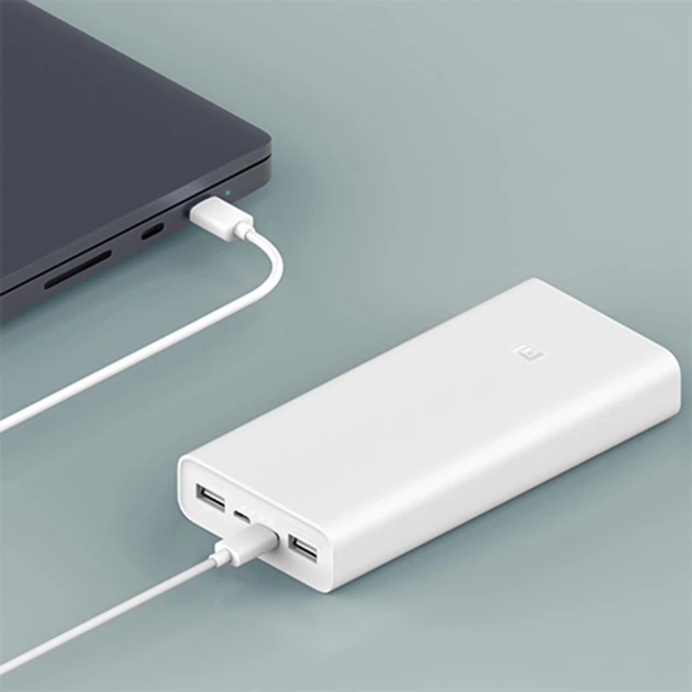 Внешний аккумулятор Xiaomi Power Bank 3 20000mAh 2USB + Type-C + MicroUSB (PLM18ZM), White - Фото 4 Внешний аккумулятор Xiaomi Power Bank 3 20000mAh 2USB + Type-C + MicroUSB (PLM18ZM), White - изображение 4