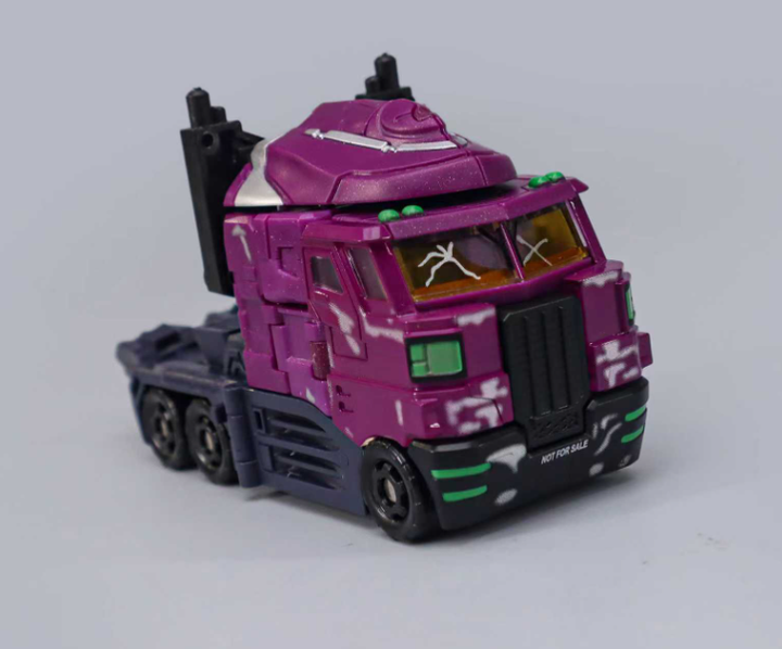 Коллекционная фигурка-трансформер JD-01S Shattered Glass Optimus Prime, 12 см (Пурпурный) - изображение 3