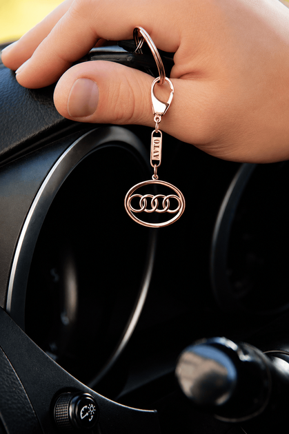 Брелок з червоного золота Audi (Ауді) (з9004.1) - зображення 4