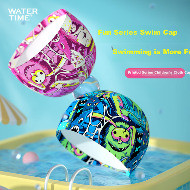 WATERTIME / Детская плавательная шапочка Shuichuan, не сдавливающая, для мальчиков и девочек, с защитой ушей, большой размер, новый стиль, тканевая шапочка для плавания, розовый дизайн «Дом монстров». - Фото 5 WATERTIME / Детская плавательная шапочка Shuichuan, не сдавливающая, для мальчиков и девочек, с защитой ушей, большой размер, новый стиль, тканевая шапочка для плавания, розовый дизайн «Дом монстров». - изображение 5