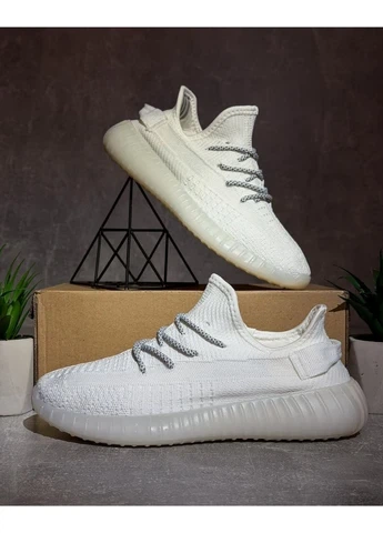Кросівки чоловічі Stilli Yeezy Boost 350 40 (25,5см ) ( zax5900) - Фото 1 Кросівки чоловічі Stilli Yeezy Boost 350 40 (25,5см ) ( zax5900) - изображение 1