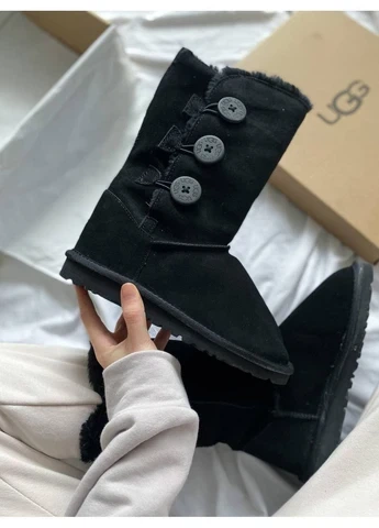 Чобітки зимові UGG Bailey Button Triplet II Black 39 (24,5см ) ( krsUG015) - Фото 1 Чобітки зимові UGG Bailey Button Triplet II Black 39 (24,5см ) ( krsUG015) - изображение 1