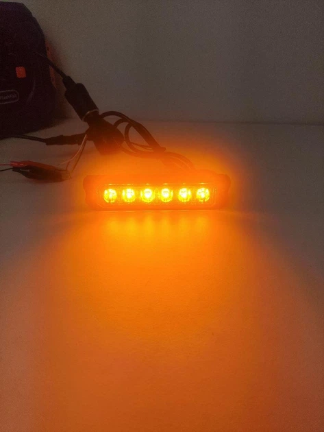 Стробоскоп мигалка в решітку автомобіля жовтий 6led - Фото 6 Стробоскоп мигалка в решітку автомобіля жовтий 6led - зображення 6