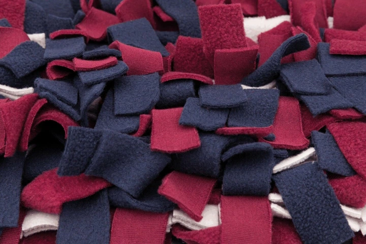 Ігровий килимок для собак Trixie Sniffing Carpet 50х34 см для ласощів (TX-32037) - Фото 7 Ігровий килимок для собак Trixie Sniffing Carpet 50х34 см для ласощів (TX-32037) - зображення 7