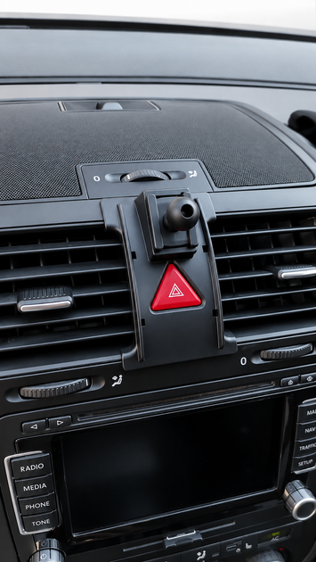 Держатель телефона для Volkswagen Golf MK5 2003-2010 (Комлект: основа для панели Golf MK5 + держатель HOCO H64). - изображение 4