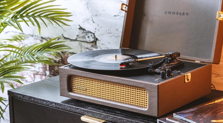 Програвач вінілу Crosley Voyager Cocoa CR8017B-CO c Bluetooth - изображение 3