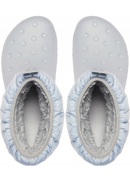 Дитячі крокси чоботи для дівчинки Crocs Classic Neo Puff Shorty Boot Light Grey (34-35, Світло сірий) - Фото 4 Дитячі крокси чоботи для дівчинки Crocs Classic Neo Puff Shorty Boot Light Grey (34-35, Світло сірий) - зображення 4