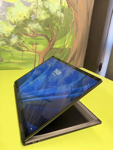 Ультрабук-трансформер HP OmniBook X Flip x360 / 16" (1920x1200) IPS Touch / Intel Core Ultra 5 226V (8 ядер по 2.1 - 4.5 GHz) / 16 GB DDR5 / 512 GB SSD / Intel Arc 130V GPU / WebCam - Б/В - Фото 3 Ультрабук-трансформер HP OmniBook X Flip x360 / 16" (1920x1200) IPS Touch / Intel Core Ultra 5 226V (8 ядер по 2.1 - 4.5 GHz) / 16 GB DDR5 / 512 GB SSD / Intel Arc 130V GPU / WebCam - Б/В - зображення 3