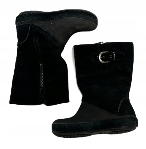 Дитячі крокси чоботи для дівчинки Crocs Berryessa Black (32/33, чорний) - Фото 2 Дитячі крокси чоботи для дівчинки Crocs Berryessa Black (32/33, чорний) - изображение 2