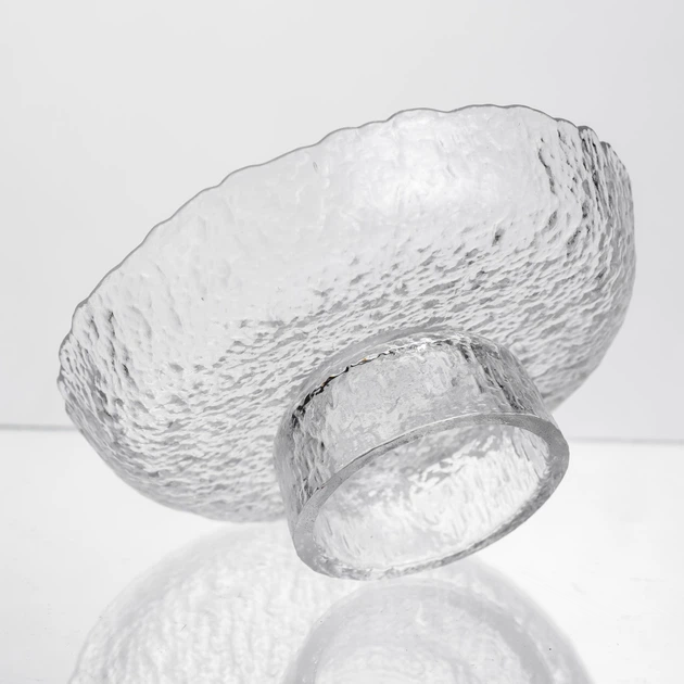 Фруктовниця скляна на ніжці тарілка для фруктів Ice Textured 15×7 см цукерниця ваза для фруктів Прозорий - зображення 6