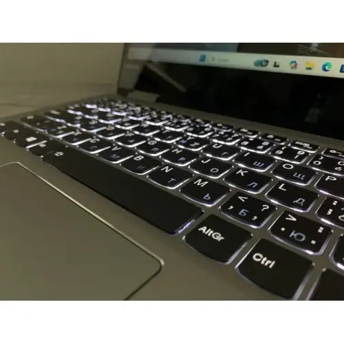 Ноутбук Lenovo Yoga 910-13IKB 13.3 Core i7-7500U 2.7 ГГц 16GB 120GB + Windows 11 Pro + АКБ + ЗП Б/У | 34838 - изображение 9