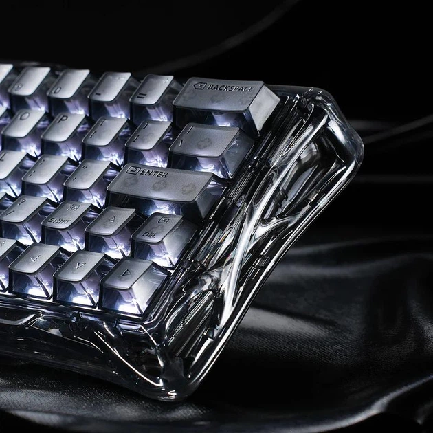 Геймерська магнітна механічна клавіатура з HOT SWAP GRAVASTAR Mercury V60 Pro, HE Magnetic Switch, 8k, RGB, 61key УКР/АНГЛ Onyx Crystal/Прозоро чорна (GSV60_XTAL_NBK) - Фото 5 Геймерська магнітна механічна клавіатура з HOT SWAP GRAVASTAR Mercury V60 Pro, HE Magnetic Switch, 8k, RGB, 61key УКР/АНГЛ Onyx Crystal/Прозоро чорна (GSV60_XTAL_NBK) - изображение 5
