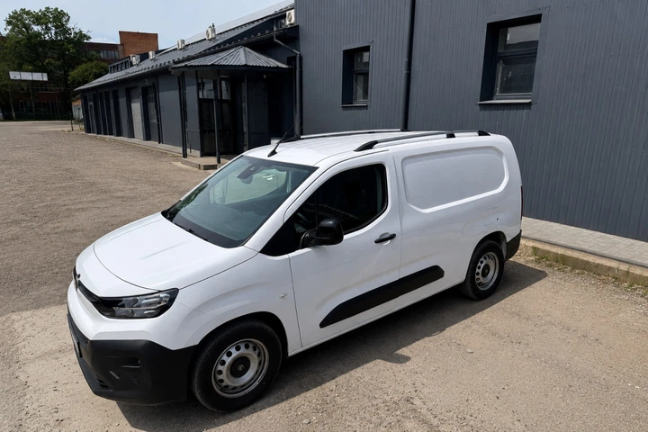 Рейлинги хром (турецкий дизайн) Long, Пластиковые опоры для Citroen Berlingo/Multispace 2018- гг - изображение 5
