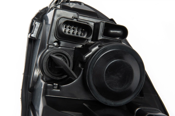 Передние фары с линзой Black (2 шт) для Volkswagen Golf 5 2003-2009 гг - изображение 7
