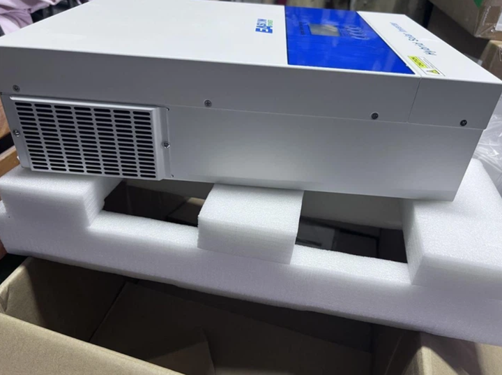 Гібридний сонячний інвертор 6.2 кВт 48 В Wi-Fi MPPT чиста синусоїда 6200W паралельна робота до 12 пристроїв - Фото 7 Гібридний сонячний інвертор 6.2 кВт 48 В Wi-Fi MPPT чиста синусоїда 6200W паралельна робота до 12 пристроїв - зображення 7