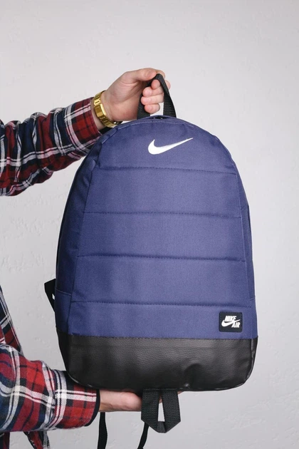 Рюкзак матрас Nike синий однотонный, белый логотип, 2 ручки,18*47*33см, 25 литров - Фото 6 Рюкзак матрас Nike синий однотонный, белый логотип, 2 ручки,18*47*33см, 25 литров - изображение 6