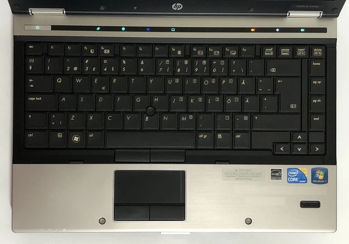 Ноутбук Б-клас HP EliteBook 8440p / 14" (1600x900) TN / Intel Core i7-620M (2 (4) ядра по 2.67 - 3.33 GHz) / 4 GB DDR3 / 320 GB HDD / Intel HD Graphics / WebCam / DVD-ROM б/в - Фото 8 Ноутбук Б-клас HP EliteBook 8440p / 14" (1600x900) TN / Intel Core i7-620M (2 (4) ядра по 2.67 - 3.33 GHz) / 4 GB DDR3 / 320 GB HDD / Intel HD Graphics / WebCam / DVD-ROM б/в - зображення 8