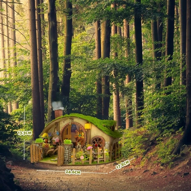 Румбокс The Magic Ring House SQ 59 конструктор миниатюрный домик в стиле Хоббита DIY набор для творчества с подсветкой 193 детали размером 246х178х133 мм деревянный интерьерный конструктор для взрослых и подростков подарок для фанатов фэнтези - изображение 10