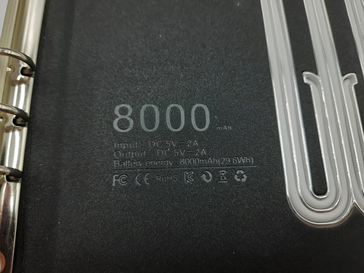 Блокнот с беспроводной зарядкой Powerbank дневник с флешкой 16 Гб Светло-серый + листья в клеточку - изображение 8
