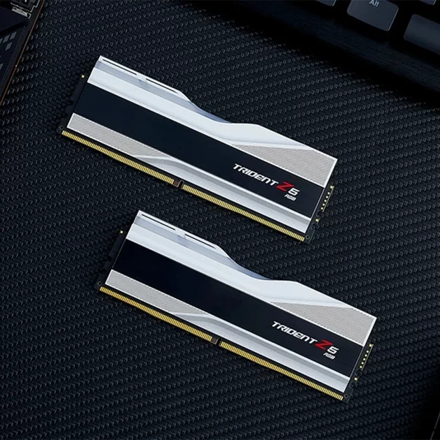 Модуль пам'яті G.Skill Trident Z5 RGB Silver DDR5-6400 32GB (2x16GB) CL32-39-39-102 1.4V - зображення 6