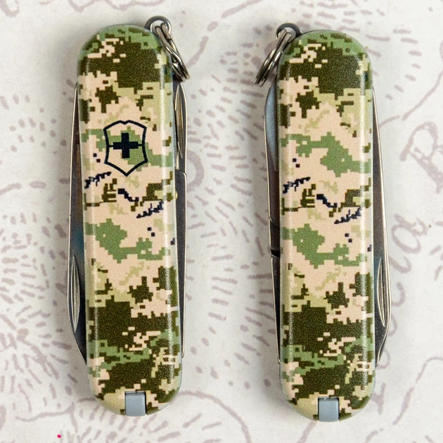 Ніж Victorinox Classic SD Colors Army Mat MM14 (1049-Vx06223.3_W3940pw) - зображення 6